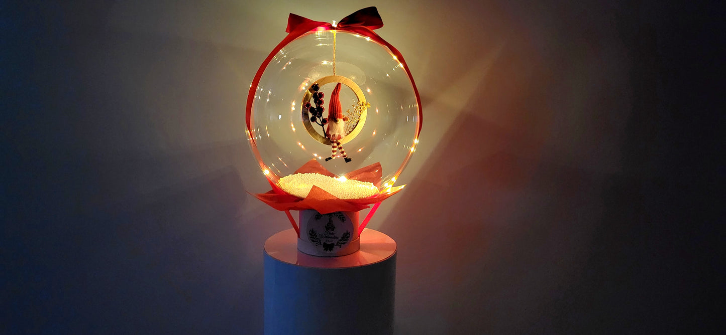 Weihnachtswichtel Infinity Ballon mit LED Lichterkette